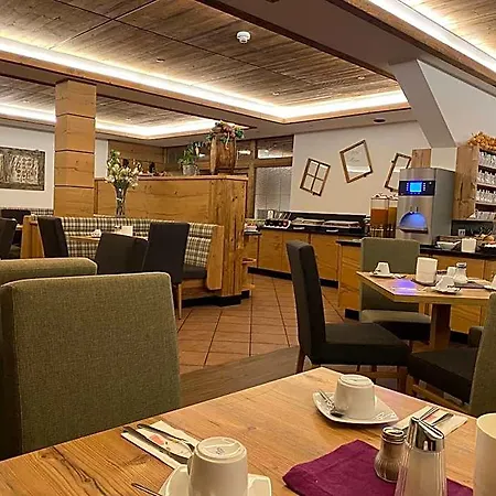 Franzlhof 3*